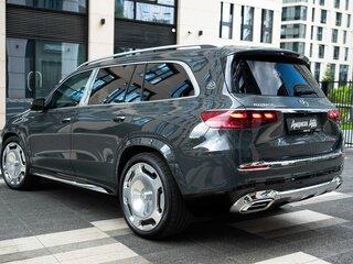 2026 Mercedes-Benz Maybach GLS 600 I Рестайлинг, серый, 29490000 рублей, вид 3
