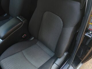 2006 Mercedes-Benz C-Класс 180 II (W203) Рестайлинг, чёрный, 500000 рублей, вид 4