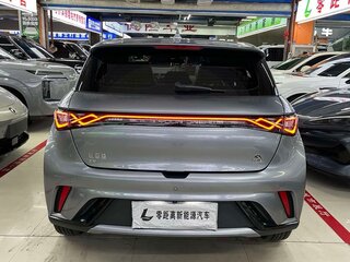 2021 BYD Dolphin 44.9 kWh I, серебристый, 1200000 рублей, вид 3