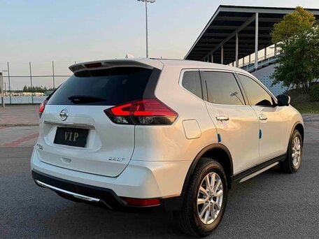 2023 Nissan X-Trail III Рестайлинг, белый, 2220000 рублей, вид 4