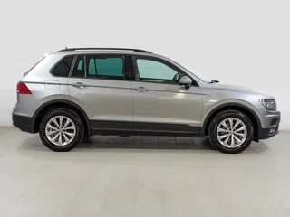 2019 Volkswagen Tiguan II, серебристый, 1985000 рублей, вид 4