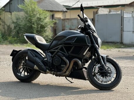 2014 Ducati Diavel, чёрный, 975000 рублей, вид 5
