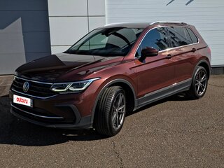 2021 Volkswagen Tiguan II Рестайлинг, коричневый, 2850000 рублей, вид 1