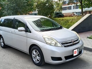 2009 Toyota ISis I Рестайлинг, серебристый, 1299000 рублей, вид 2