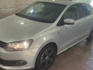 2012 Volkswagen Polo V, серебристый, 600000 рублей, вид 1