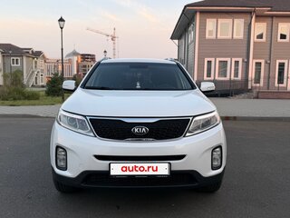 2013 Kia Sorento II Рестайлинг, белый, 1550000 рублей, вид 2