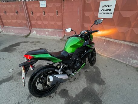 2015 Kawasaki Z 250, зелёный, 310000 рублей, вид 1