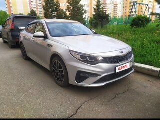 2019 Kia Optima IV Рестайлинг, серебристый, 1888000 рублей, вид 1