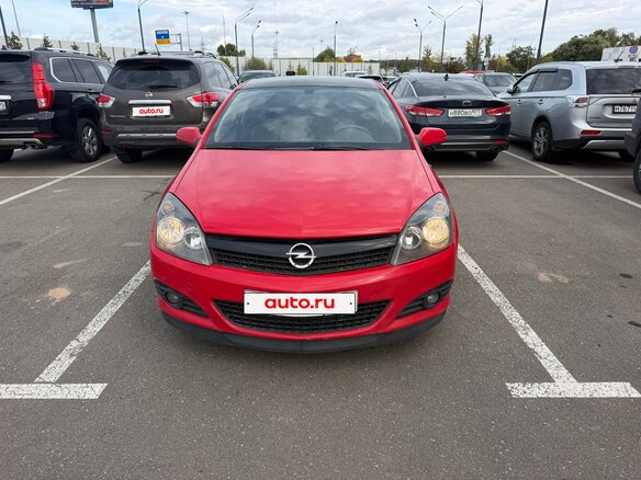2008 Opel Astra GTC H Рестайлинг, красный, 510000 рублей - вид 2