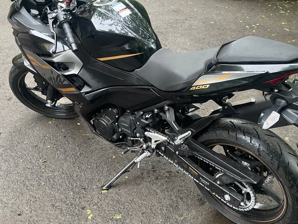 2019 Kawasaki Ninja 400, чёрный, 690000 рублей - вид 5