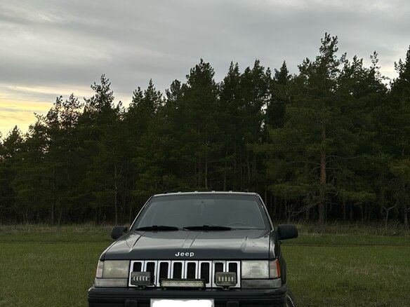 1994 Jeep Grand Cherokee I (ZJ), чёрный