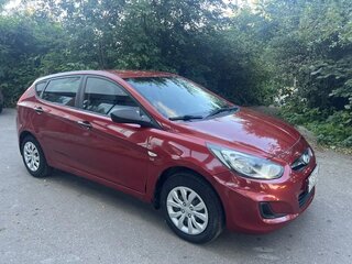 2013 Hyundai Solaris I, красный, 800000 рублей, вид 1