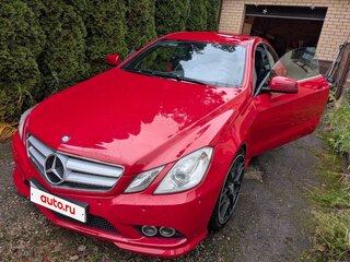 2011 Mercedes-Benz E-Класс 200 7G-Tronic IV (W212, S212, C207), красный, 1380000 рублей, вид 1