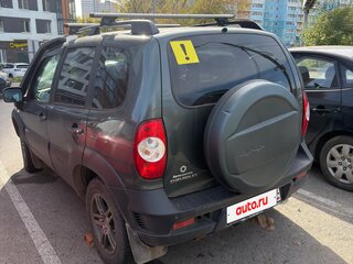 2018 Chevrolet Niva I Рестайлинг, зелёный, 800000 рублей, вид 3