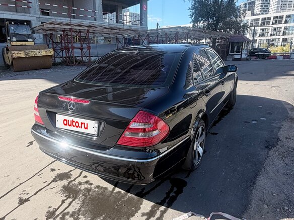 2004 Mercedes-Benz E-Класс 280 III (W211, S211), чёрный, 1350000 рублей - вид 6