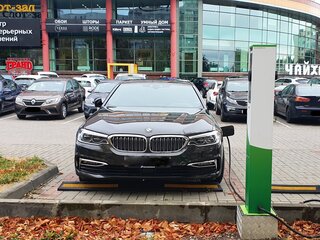 2018 BMW 5 серии 530e VII (G30/G31/G38), чёрный, 2799000 рублей, вид 1