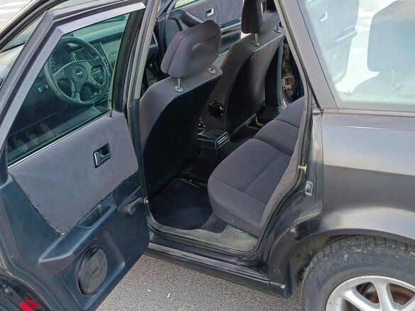 1993 Audi 80 V (B4), чёрный, 265000 рублей - вид 5