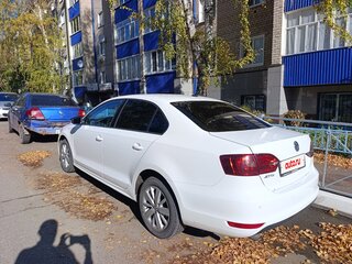 2013 Volkswagen Jetta VI, белый, 970000 рублей, вид 4