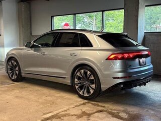 2026 Audi Q8 55 TFSI I (4M) Рестайлинг, серебристый, 14093855 рублей, вид 3