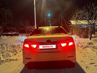 2014 Toyota Camry VII (XV50), белый, 1400000 рублей, вид 5