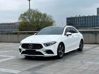 2022 Mercedes-Benz A-Класс 180 Long IV (W177) Рестайлинг, белый, 1999000 рублей, вид 1