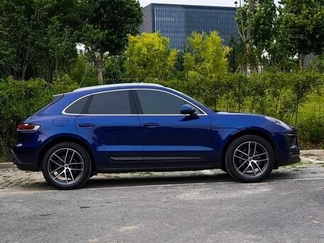 2022 Porsche Macan I Рестайлинг 2, синий, 6615500 рублей, вид 4