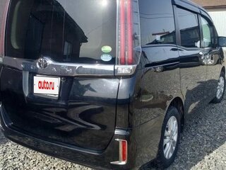 2017 Toyota Noah III (R80) Рестайлинг, чёрный, 2050000 рублей, вид 4