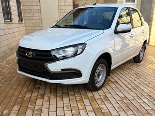 2024 Lada (ВАЗ) Granta I Рестайлинг, белый, 895000 рублей, вид 2