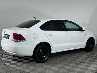 2014 Volkswagen Polo V, белый, 737000 рублей, вид 5