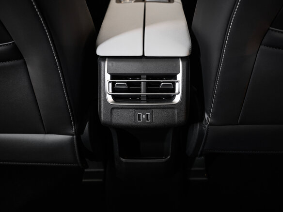 2024 Changan CS75 Plus III, чёрный, 2900000 рублей - вид 39