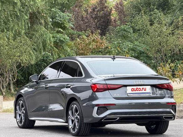 2023 Audi A3 35 TFSI Long IV (8Y), серый, 1899000 рублей - вид 4