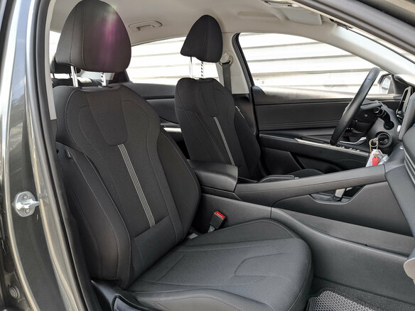 2022 Hyundai Elantra VII (CN7), зелёный, 1920000 рублей - вид 20