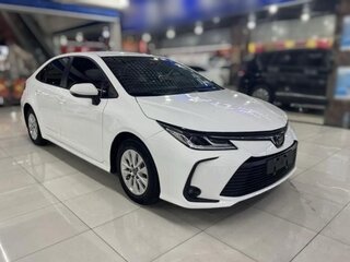 2021 Toyota Corolla XII (E210), белый, 2250000 рублей, вид 3