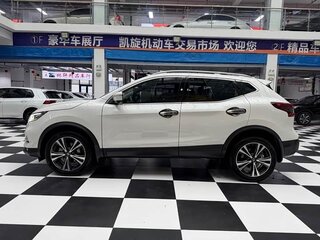 2022 Nissan Qashqai II Рестайлинг, белый, 1877000 рублей, вид 4