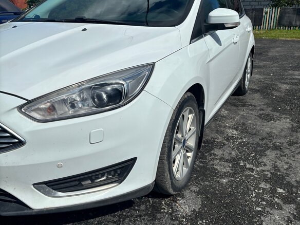 2017 Ford Focus III Рестайлинг, белый, 1290000 рублей - вид 2