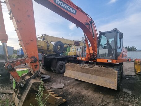 2014 Doosan DX190W, оранжевый, 7000000 рублей, вид 1