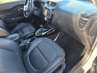2018 Kia Soul II Рестайлинг, белый, 1970000 рублей, вид 5