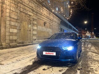 2020 Audi A3 III (8V) Рестайлинг, синий, 1600000 рублей, вид 2