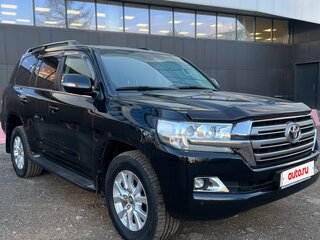 2019 Toyota Land Cruiser 200 Series Рестайлинг 2, чёрный, 6200000 рублей, вид 4