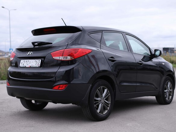 2014 Hyundai ix35 I Рестайлинг, чёрный, 1315552 рублей - вид 4
