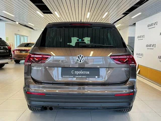 2020 Volkswagen Tiguan II, коричневый, 2099000 рублей, вид 4