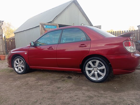 2006 Subaru Impreza II Рестайлинг 2, красный, 900000 рублей - вид 5