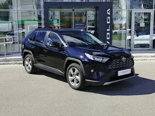2020 Toyota RAV4 V (XA50), чёрный, 2674000 рублей, вид 3