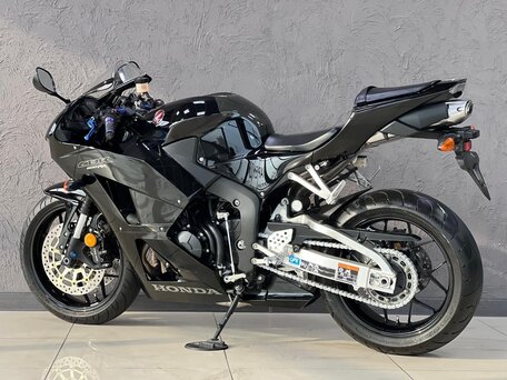 2013 Honda CBR 600RR, чёрный, 890000 рублей, вид 5