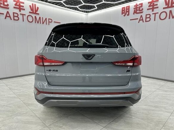 2025 Jetta VS7 I Рестайлинг 2, серый, 2200000 рублей - вид 5