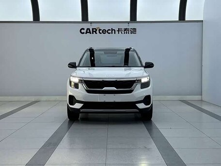 2023 Kia KX3, белый, 1340000 рублей, вид 2