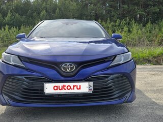 2018 Toyota Camry US Market VIII (XV70), синий, 2000000 рублей, вид 1