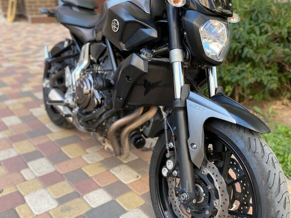 2014 Yamaha MT-07 (FZ-07), серый, 670000 рублей - вид 2