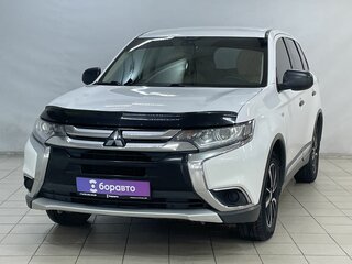 2017 Mitsubishi Outlander III Рестайлинг 2, белый, 1479000 рублей, вид 1