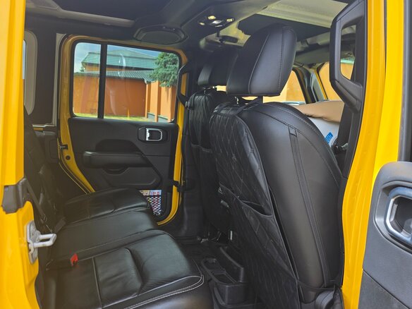 2019 Jeep Wrangler IV (JL), жёлтый, 5500000 рублей - вид 17